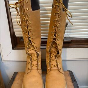 Timberland Women's Tan Lace-Up Boots